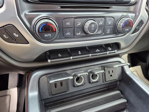 Used 2018 GMC Sierra 1500 SLT w/ SLT Premium Package image 17