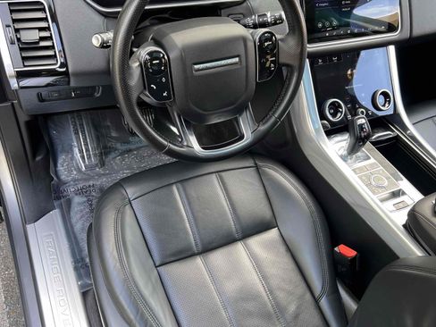 Used 2020 Land Rover Range Rover Sport HSE AWD/4WD image 39