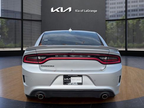 Used 2023 Dodge Charger GT image 9