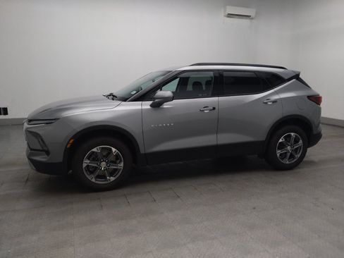 Used 2023 Chevrolet Blazer LT w/ Convenience Package AWD/4WD image 2