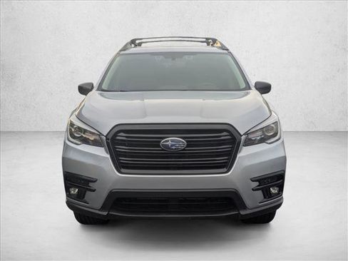 Used 2022 Subaru Ascent Onyx Edition image 2