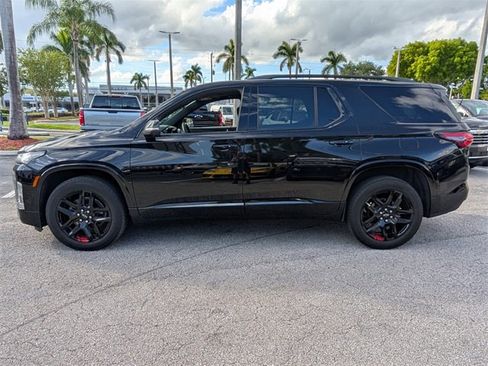 Used 2023 Chevrolet Traverse Premier w/ Redline Edition image 4