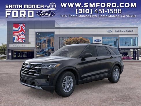New 2026 Ford Explorer Active w/ Active Comfort Package RWD image 1