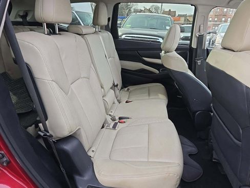 Used 2019 Subaru Ascent Limited image 11