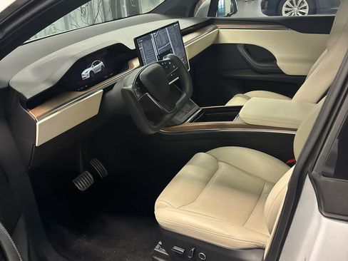 Used 2022 Tesla Model X image 6