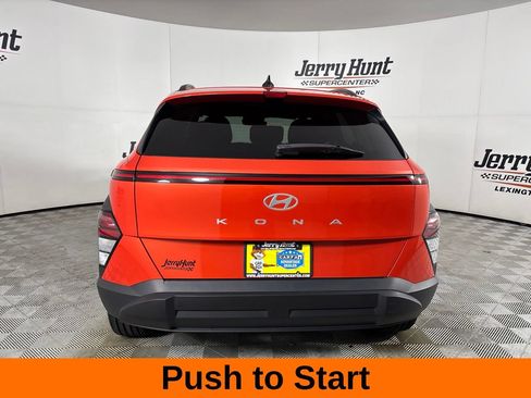 Used 2024 Hyundai Kona SEL w/ Convenience Package FWD image 7