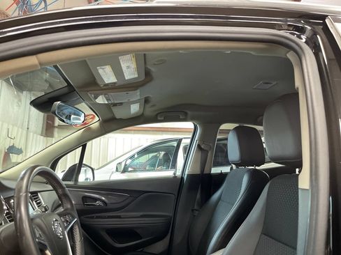 Used 2022 Buick Encore Preferred w/ Safety Package AWD/4WD image 13