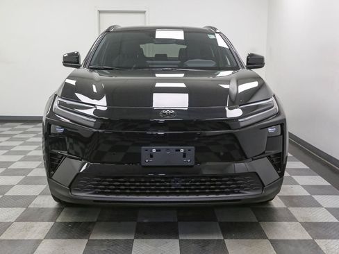 New 2026 Toyota C-HR AWD/4WD image 3