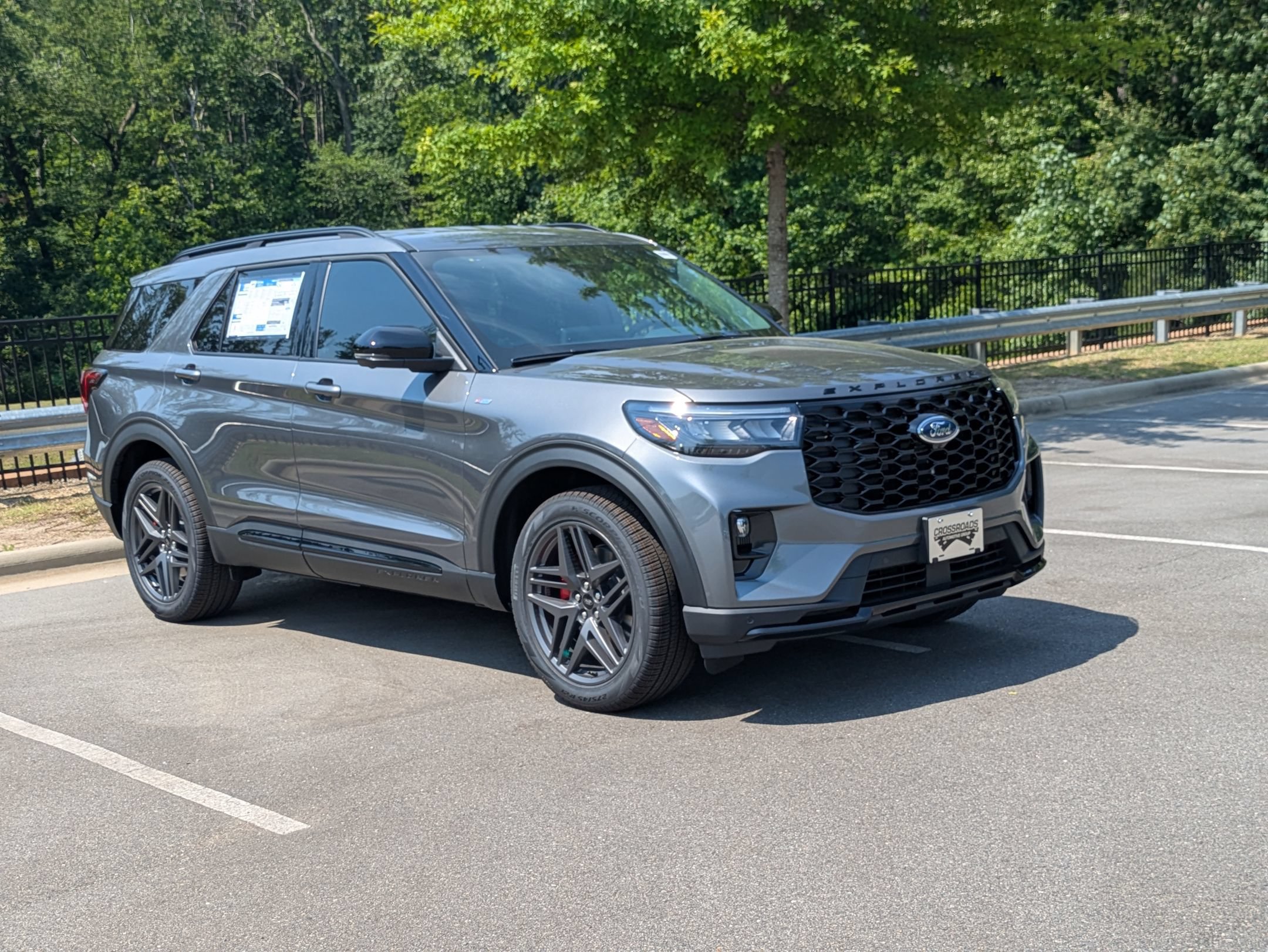 New 2026 Ford Explorer ST-Line w/ ST-Line Street Pack RWD image 2