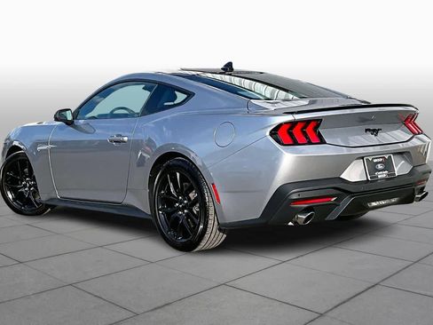 Certified 2025 Ford Mustang Coupe image 12