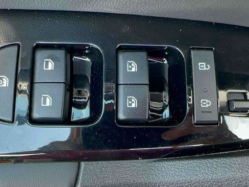 Used 2024 Kia Sportage X-Line AWD/4WD image 14