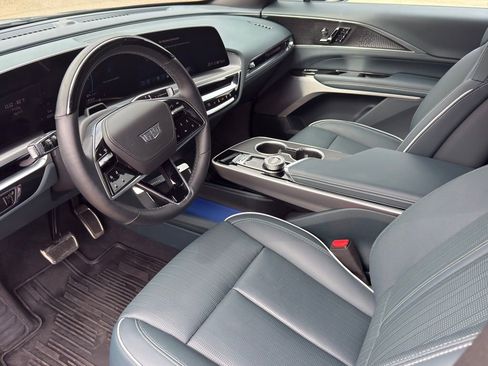 Used 2025 Cadillac Lyriq Sport w/ Nappa Leather Package image 12