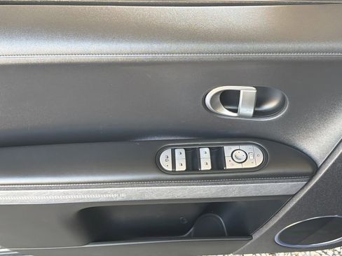 Used 2022 Hyundai Ioniq 5 SEL image 3