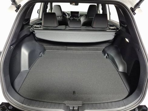 New 2025 Toyota RAV4 SE image 25