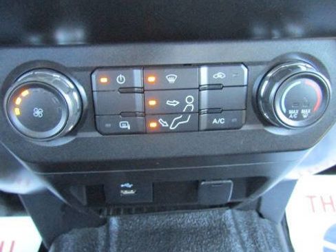 Used 2019 Ford F350 XLT image 12