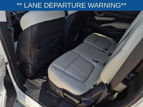 Used 2022 Subaru Ascent Limited w/ Technology Package image 25
