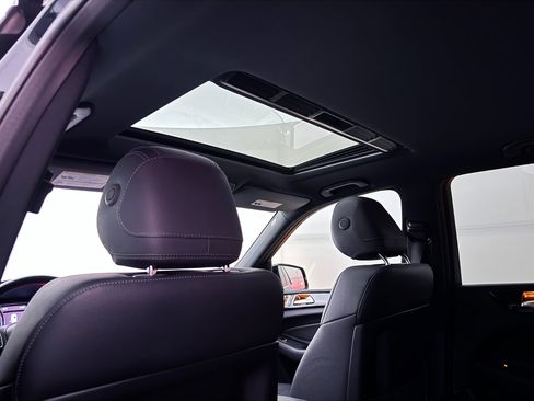 Used 2019 Mercedes-Benz GLE 400 GLE400 4MATIC w/ Premium 1 Package image 23