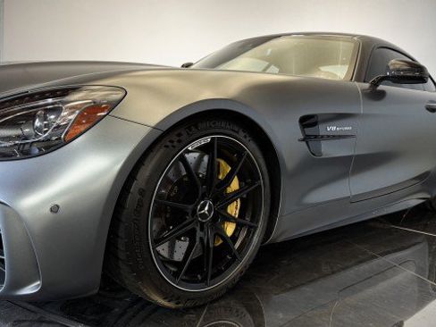 Used 2019 Mercedes-Benz AMG GT R image 20