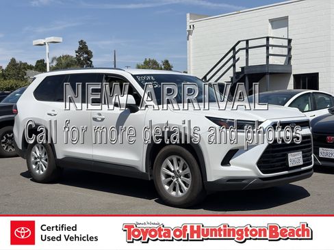 Certified 2025 Toyota Grand Highlander AWD image 1