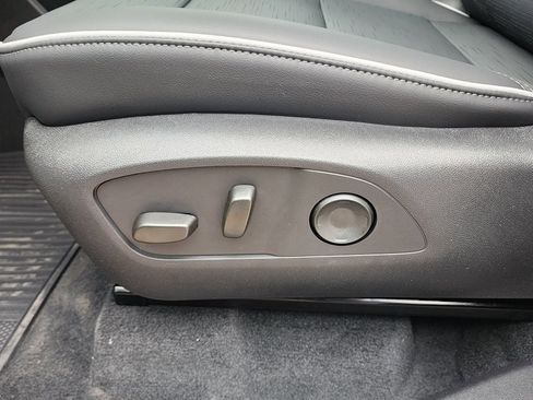 New 2026 Buick Enclave Sport Touring image 18