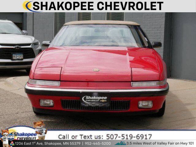 Used 1990 Buick Reatta Convertible FWD image 6