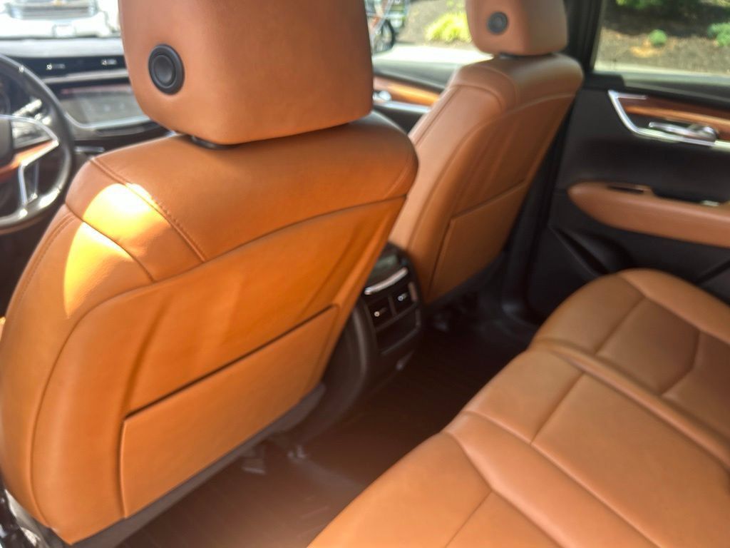 Used 2022 Cadillac XT5 Premium Luxury w/ Technology Package FWD image 44