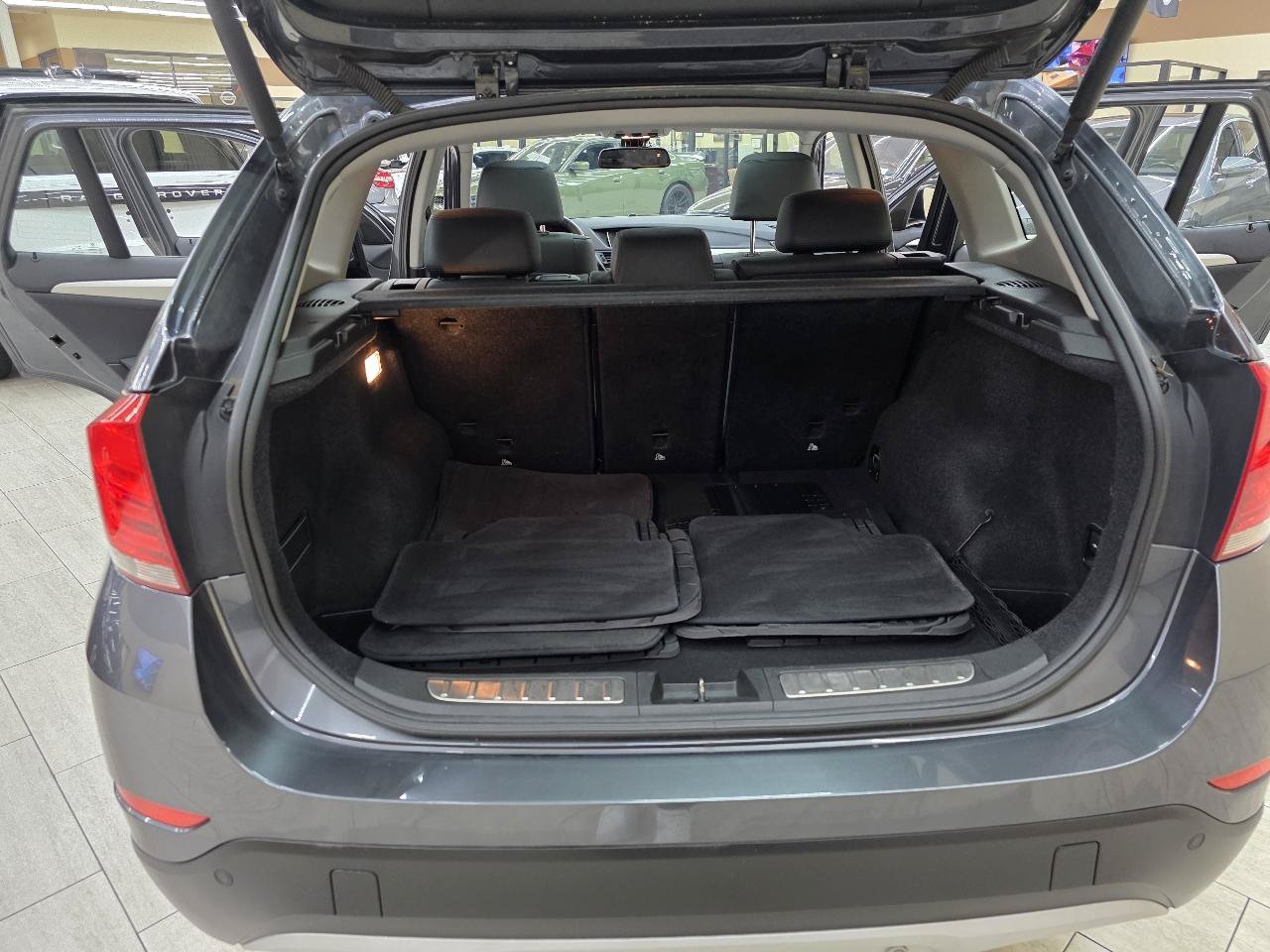 Used 2015 BMW X1 sDrive28i RWD image 12
