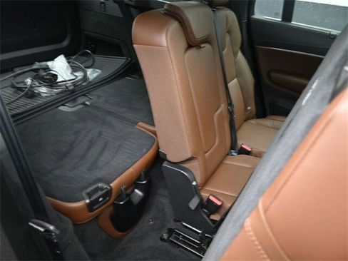 Certified 2023 Volvo XC90 T8 Ultimate w/ Protection Package Premier image 30
