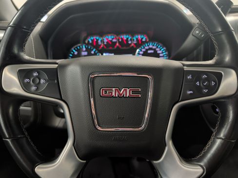 Used 2019 GMC Sierra 2500 SLE w/ SLE Preferred Package AWD/4WD image 10