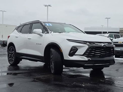 Used 2023 Chevrolet Blazer RS w/ Driver Confidence II Package image 16