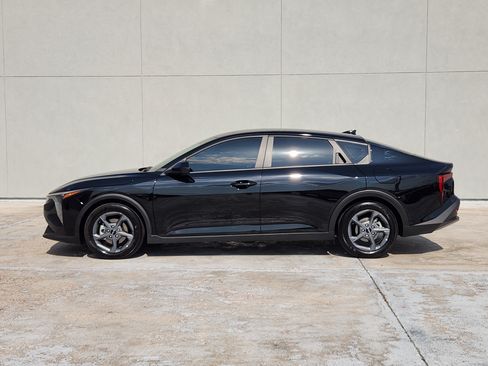 Used 2025 Kia K4 FWD image 5