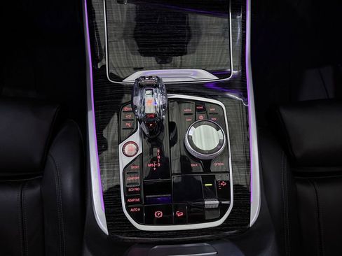 Used 2021 BMW X7 xDrive40i w/ M Sport Package image 25