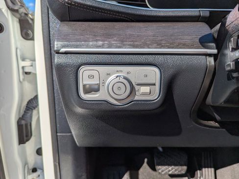 Used 2020 Mercedes-Benz GLS 450 4MATIC image 14