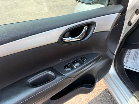 Used 2017 Nissan Sentra S FWD image 9