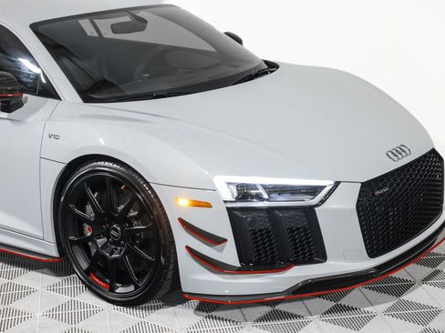 Used 2018 Audi R8 V10 plus w/ Full Leather Package AWD/4WD image 6