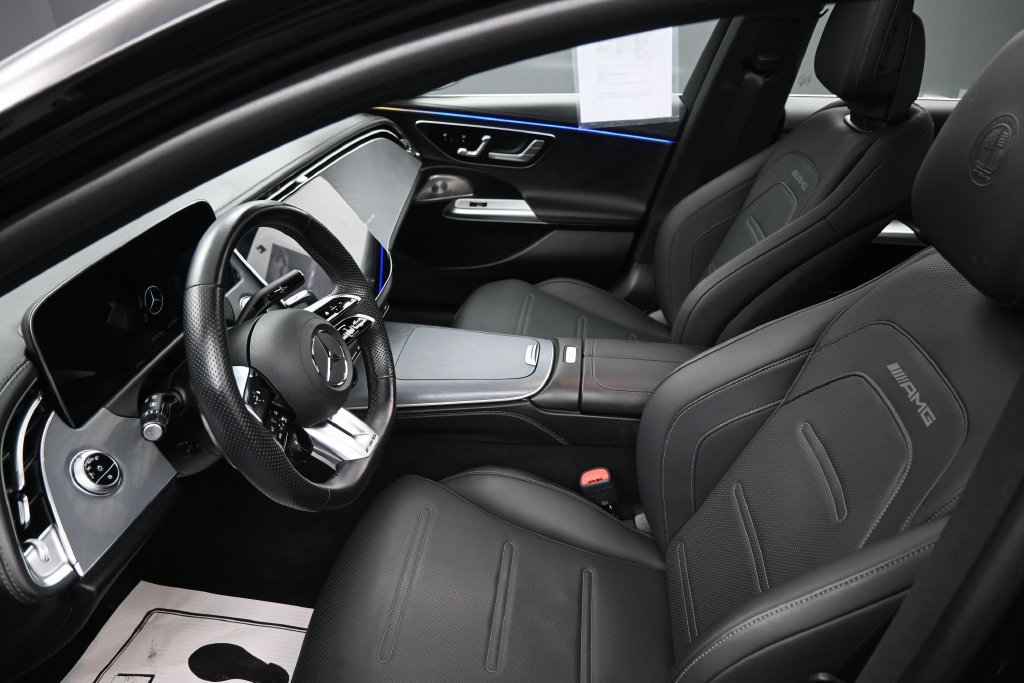 Used 2025 Mercedes-Benz E 53 AMG e 4MATIC Sedan image 21
