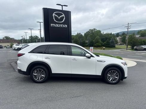 Used 2025 MAZDA CX-90 Plug-In Hybrid w/ Preferred AWD/4WD image 9