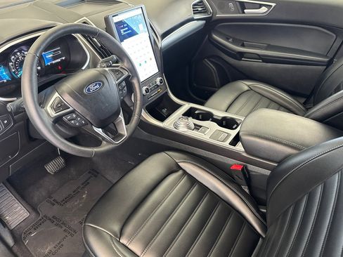 Used 2021 Ford Edge SEL AWD/4WD image 9