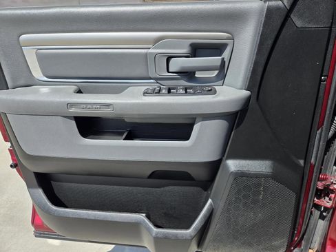 Used 2020 RAM 1500 Classic SLT RWD image 20