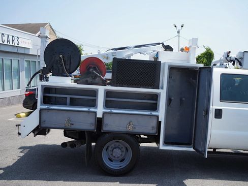 Used 2015 Ford F550 4x4 Crew Cab Super Duty image 19