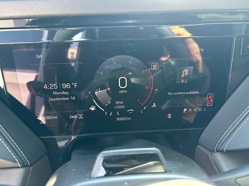 Used 2026 GMC Yukon XL Denali Ultimate AWD/4WD image 6