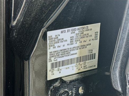 Used 2016 Ford F250 Lariat w/ Lariat Ultimate Package image 36