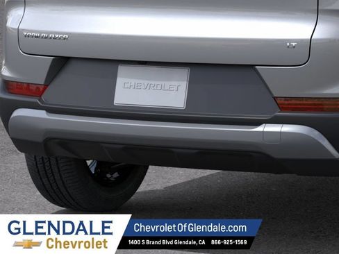New 2026 Chevrolet TrailBlazer LT w/ Midnight Edition FWD image 14