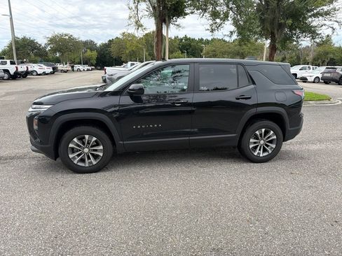 Used 2026 Chevrolet Equinox LT FWD image 2