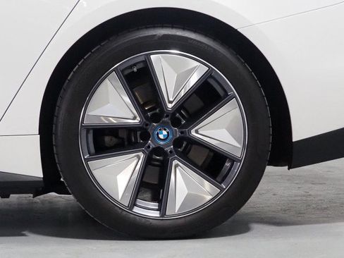 Used 2023 BMW i4 eDrive40 w/ Premium Package RWD image 56