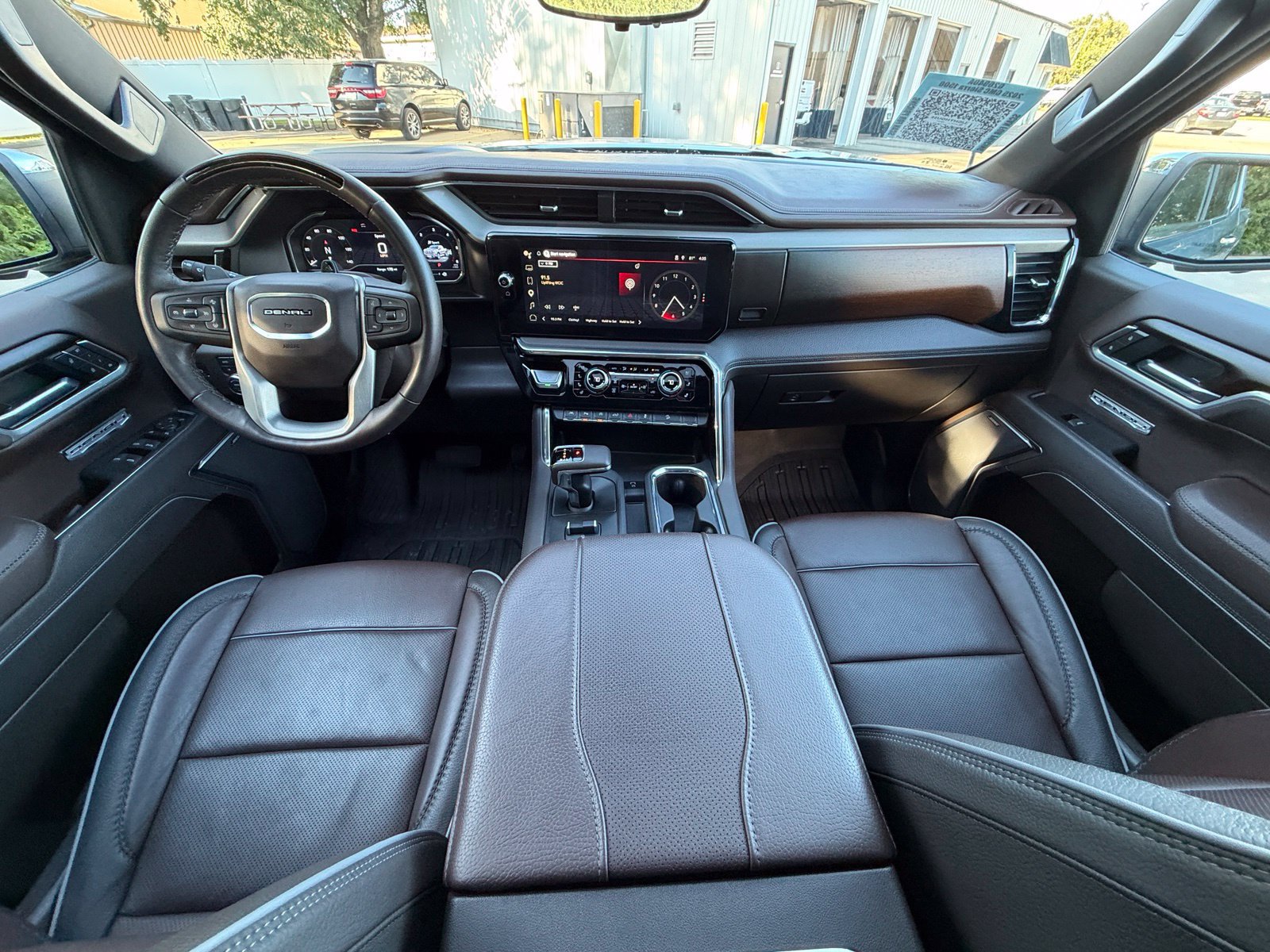 Used 2025 GMC Sierra 1500 Denali AWD/4WD image 19