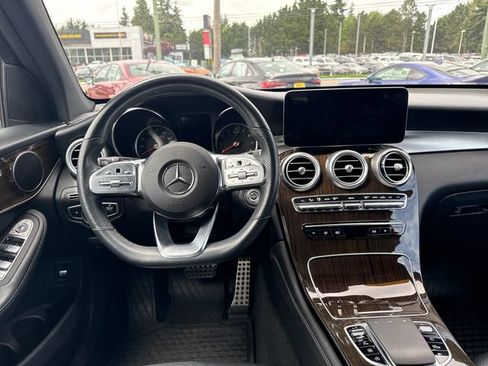 Used 2020 Mercedes-Benz GLC 300 4MATIC w/ AMG Line image 21
