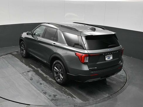 Used 2025 Ford Explorer Active w/ Active Comfort Package image 20