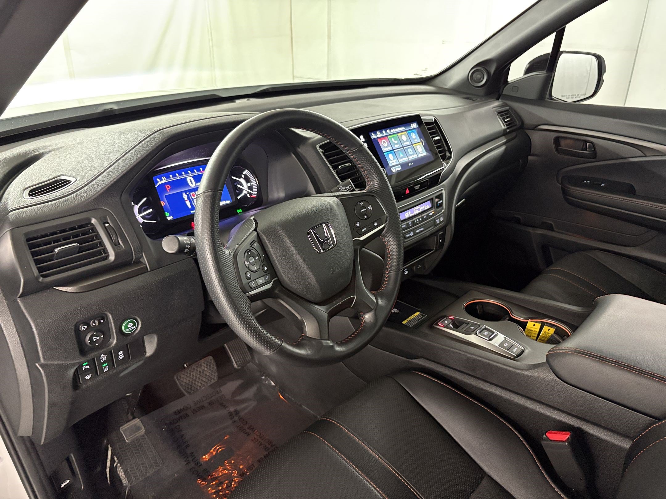 Used 2024 Honda Passport TrailSport image 4