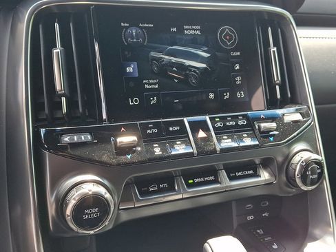 New 2026 Lexus LX 700h Luxury AWD/4WD image 10
